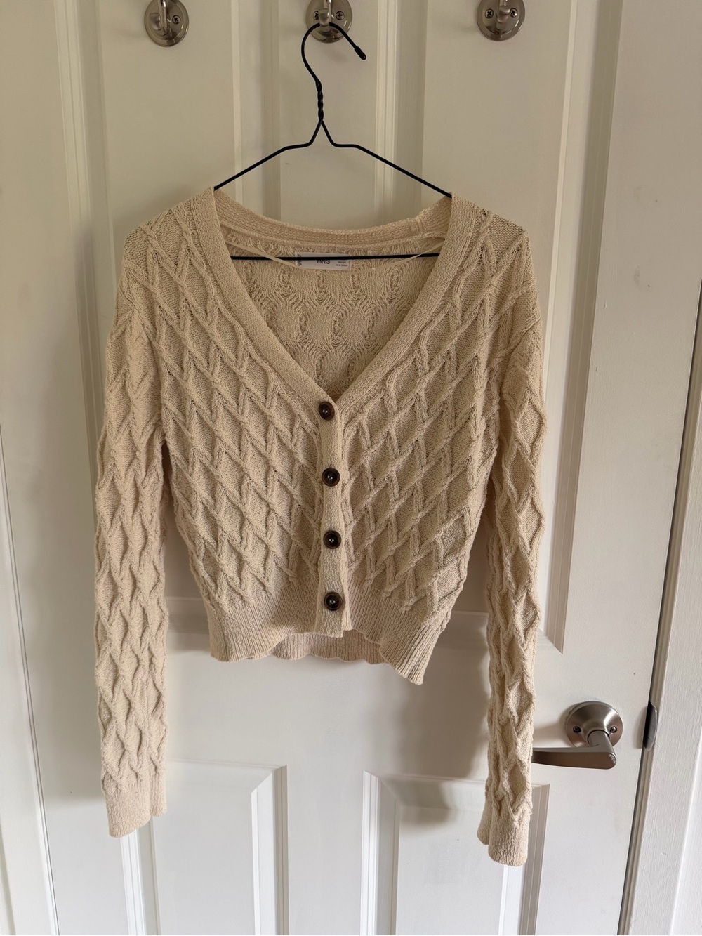 Mango Cream Cable Knit Cropped V-Neck Cardigan